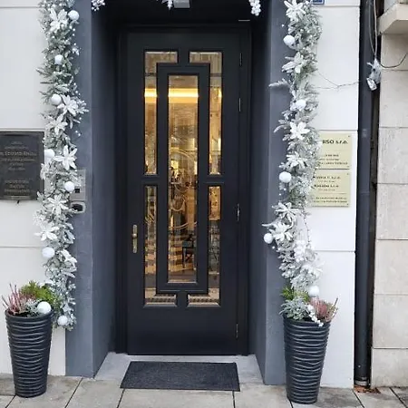 Boutique Corso Κάρλοβι Βάρι