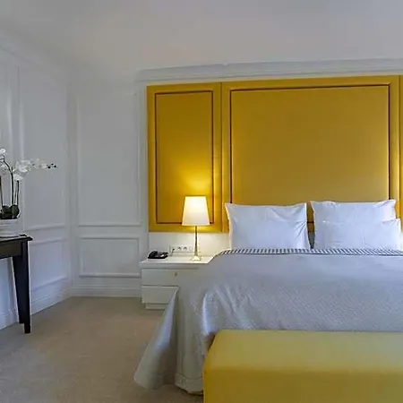 Boutique Corso Hotel 4*