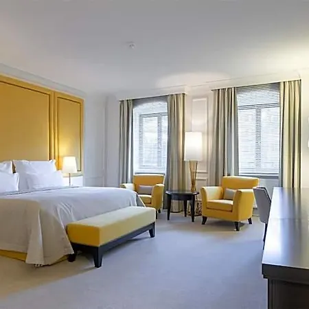 Boutique Corso Hotel 4*