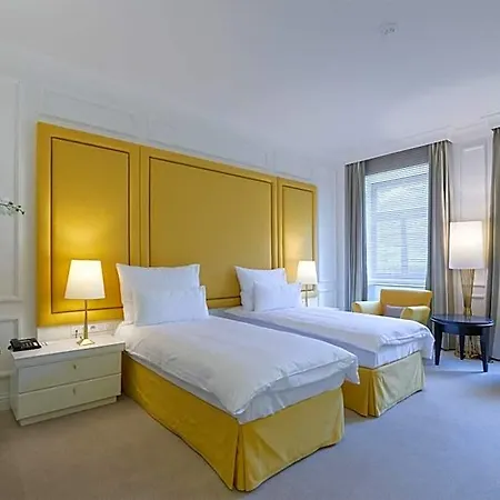 Boutique Corso Hotel 4*