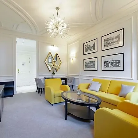 Boutique Corso Hotel 4*