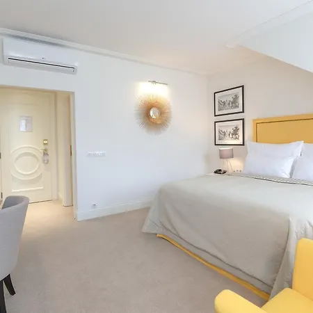 Boutique Corso Hotel 4*