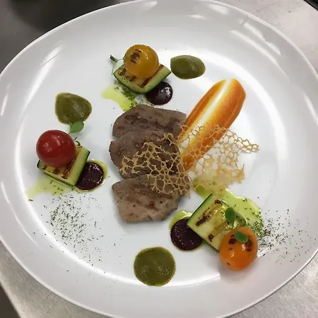 Boutique Corso 4* كارلوفي فاري